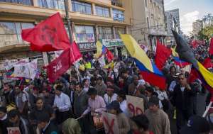 Esta vez los manifestantes no avanzaron hasta el Centro Hist&oacute;rico de la capital. Foto: Daniel Molineros / El Tel&eacute;grafo
