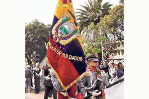 Latacunga, Riobamba y Ambato festejan 194 a&ntilde;os de independencia