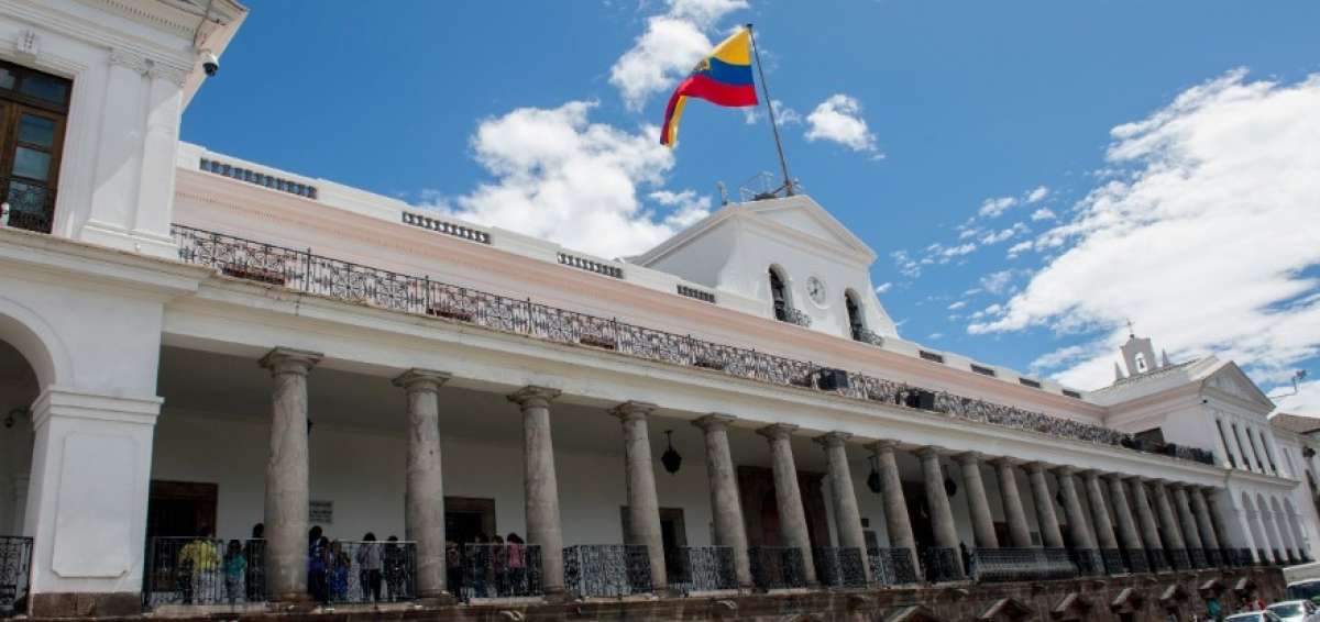 Este es el tercer decreto ejecutivo en torno al estado de excepci&oacute;n, que el Primer Mandatario ha suscrito durante la emergencia sanitaria. 