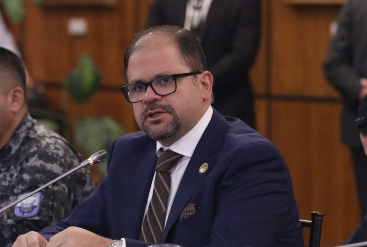 John Reimberg mencionó que las personas privadas de libertad no deberían tener acceso a sus cuentas bancarias.
