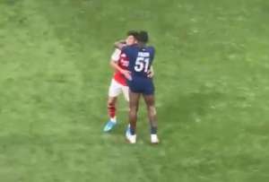 Pacho e Hincapi&eacute; conmueven las redes tras la final de Champions