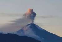 Posible caída de ceniza del volcán Sangay