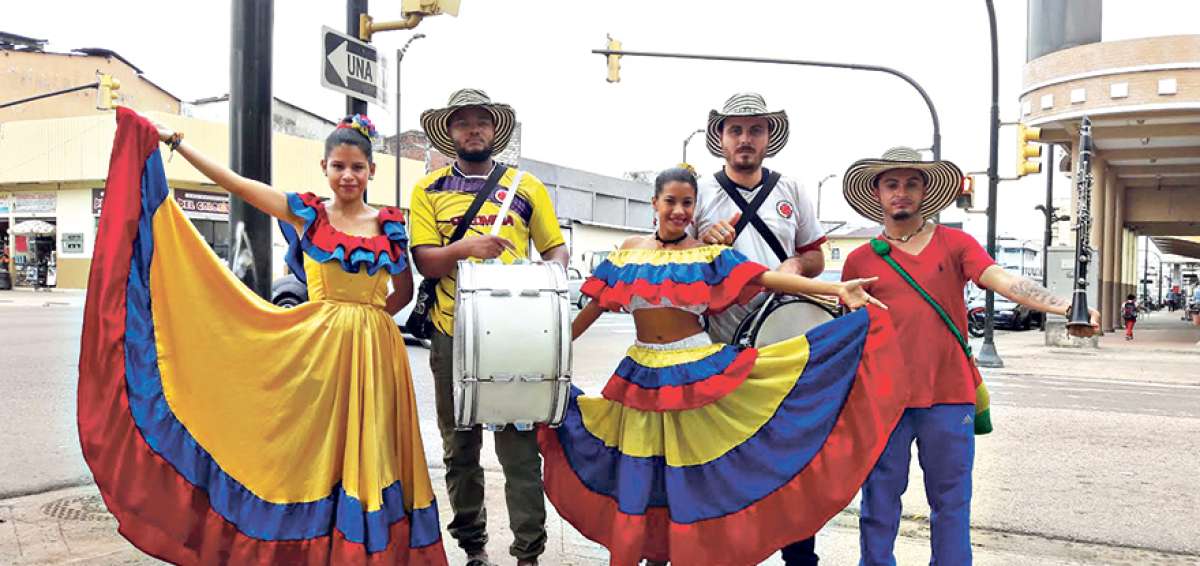 Los integrantes colombianos aspiran a que su grupo tenga renombre y as&iacute; convertirse en profetas de su tierra.