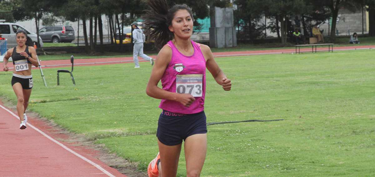 La fondista latacungue&ntilde;a Carmen Amelia Toaquiza Iza, de 22 a&ntilde;os, es una de las atletas con mejor proyecci&oacute;n del pa&iacute;s en pruebas de largo aliento.