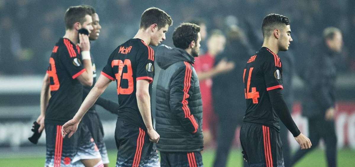 El Midtjylland sorprende al Manchester United (2-1) en la Europa League