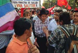 El prefecto de Zamora marcha en Guayaquil 