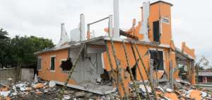 Voluntarios mapean zonas afectadas por el terremoto en Ecuador