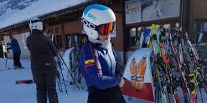 La esquiadora Sarah Escobar, de 17 a&ntilde;os, naci&oacute; en Estados Unidos, pero sus padres son ecuatorianos y por eso represent&oacute; al pa&iacute;s en los Juegos.