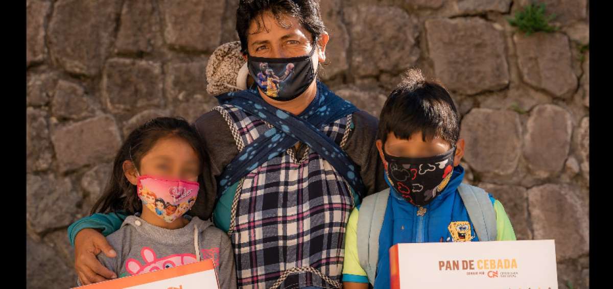 Dos mil unidades de pan fueron entregadas a familias quite&ntilde;as