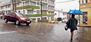 El barrio se asienta en el costado norte de la loma Itchimb&iacute;a. Surgi&oacute; de manera paralela en lo geogr&aacute;fico y en lo temporal a La Vicentina y La Floresta, 2 de sus vecinos cercanos. Foto: John Guevara/ El Tel&eacute;grafo