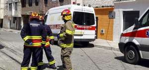 Hasta el domicilio acudieron 16 agentes del Cuerpo de Bomberos.
