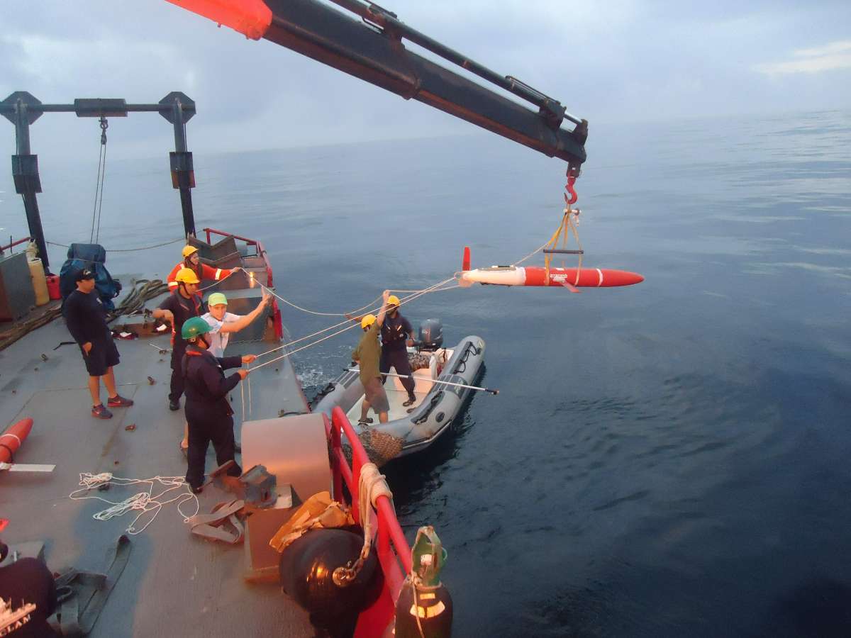 Desde la  lancha hidrogr&aacute;fica Sirius se desplegaron cuatro nuevos planeadores para evaluar las condiciones del oc&eacute;ano. FOTO: Cortes&iacute;a