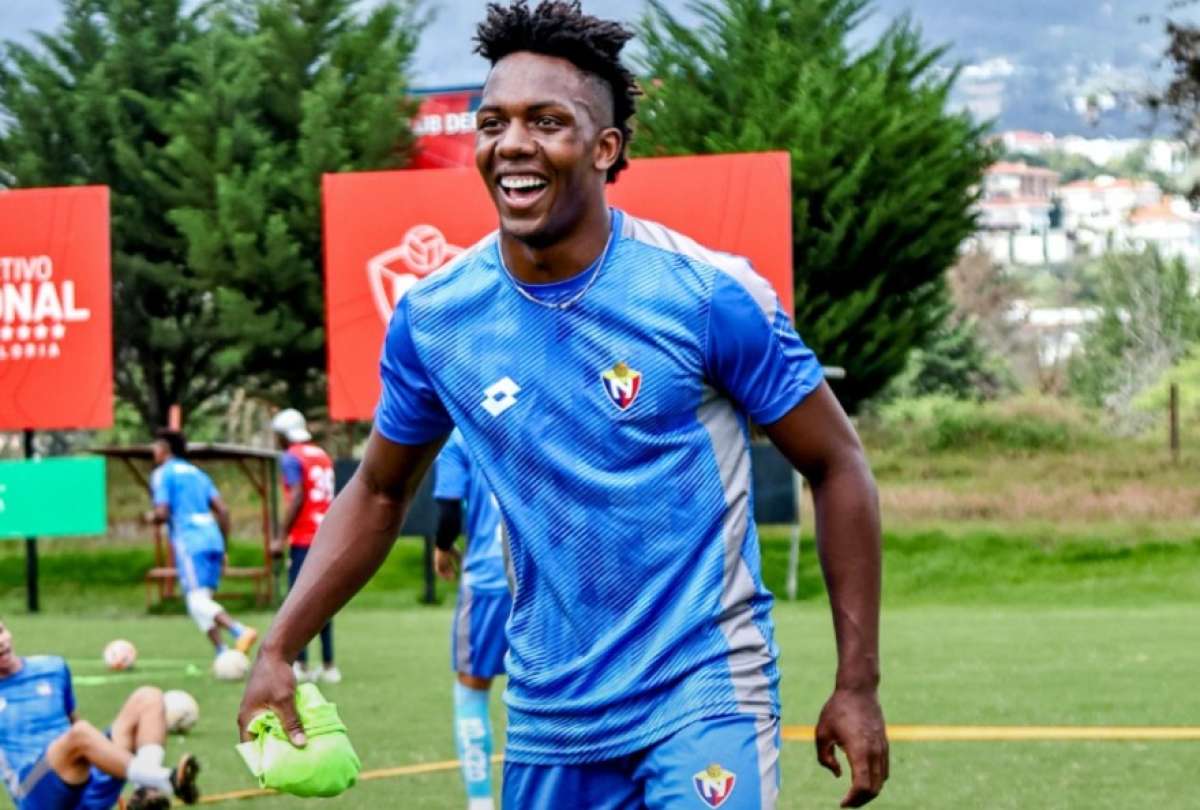 ¡Fútbol en señal abierta! El Nacional vs. Aucas por Ecuador TV, canal 7.