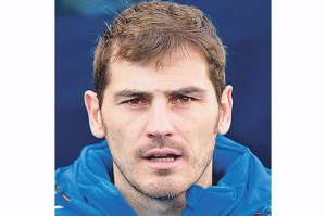 Casillas: &ldquo;Tras tanto tiempo en un equipo, algunos se aburren de ti&rdquo;