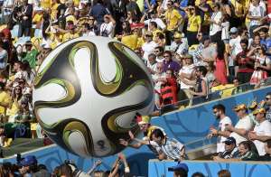 Los aficionados latinoamericanos llegaron en gran cantidad a los estadio de Brasil 2014. Foto: AFP