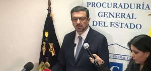 El procurador &Iacute;&ntilde;igo Salvador se pronunci&oacute; el 10 de septiembre en que la Asamblea no puede reestructurar la Comisi&oacute;n de Fiscalizaci&oacute;n.