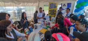 En la ferias, los emprendedores dan a conocer usualmente su producto. 