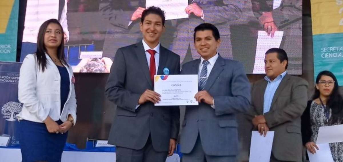 El evento se desarroll&oacute; en Riobamba.