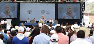 Durante el evento, Moreno anunci&oacute; que el Viceministerio de Pesca estar&aacute; en Manab&iacute;.