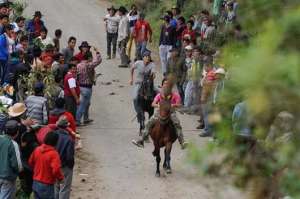 En San Jos&eacute; de Minas se juega a caballo (Portafolio gr&aacute;fico)