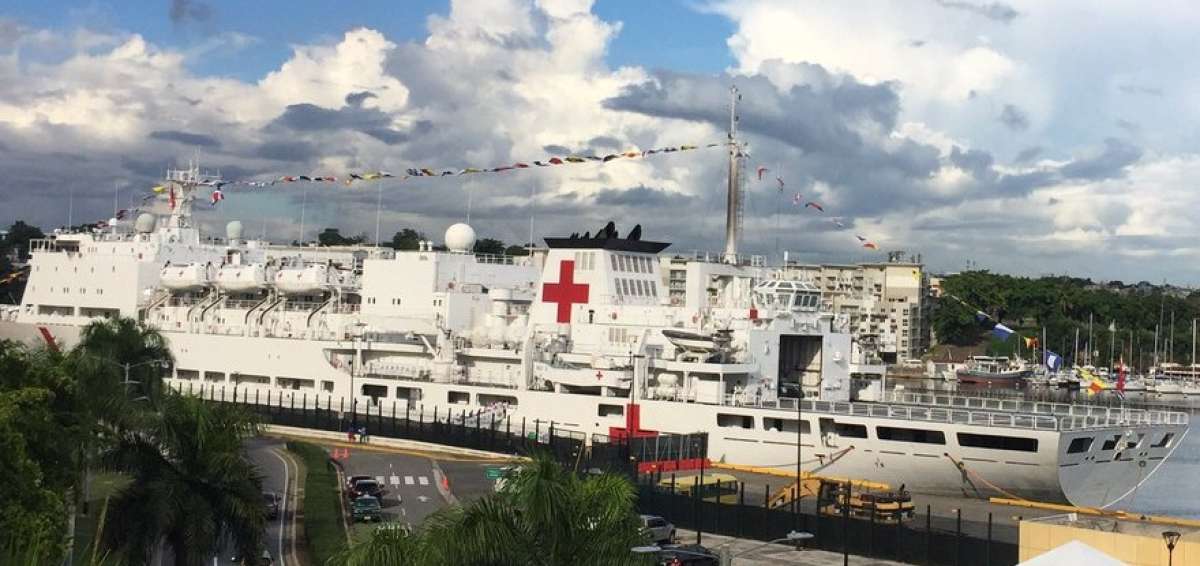El bue hospital chino Arca de la Paz durante su paso por Rep&uacute;blica Dominicana.