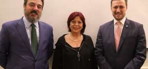 Mar&iacute;a Cristina Perceval, directora regional de Unicef para Am&eacute;rica Latina y el Caribe, junto con representantes del PNUD y de Unicef en  Ecuador.