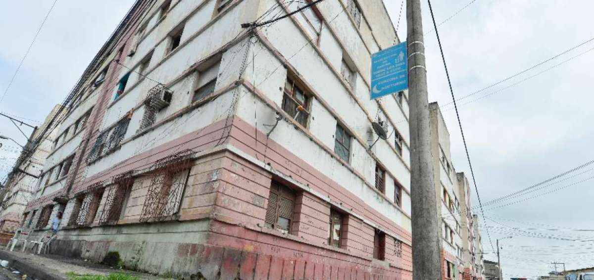 Un informe realizado en 2014 determin&oacute; que la edificaci&oacute;n es inhabitable. 