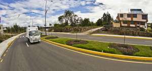 Las tres v&iacute;as que se reparar&aacute;n conectan el centro de la urbe con sectores del norte y sur, donde se desarrollan importantes eventos comerciales.