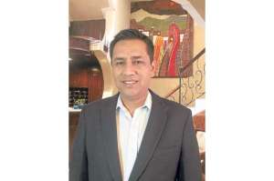 Juan Pablo Banegas, presidente de la Asociaci&oacute;n Hotelera del Azuay. Foto: El Tel&eacute;grafo