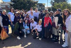 Laboratorios Bagó impulsa la donación de medicamentos a adultos mayores en Quito. 