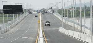 Se estiman que 60.000 veh&iacute;culos al d&iacute;a transitar&aacute;n sobre el viaducto de 2,25 kil&oacute;metros incluido sus accesos, de los que 780 constituyen un puente sobre pilotes de acero estructural.