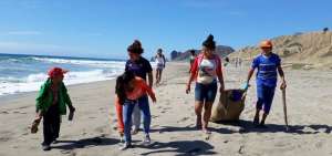 Limpieza en playa San Lorenzo en 2016