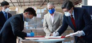 Nueva donaci&oacute;n de insumos m&eacute;dicos llegaron a Ecuador