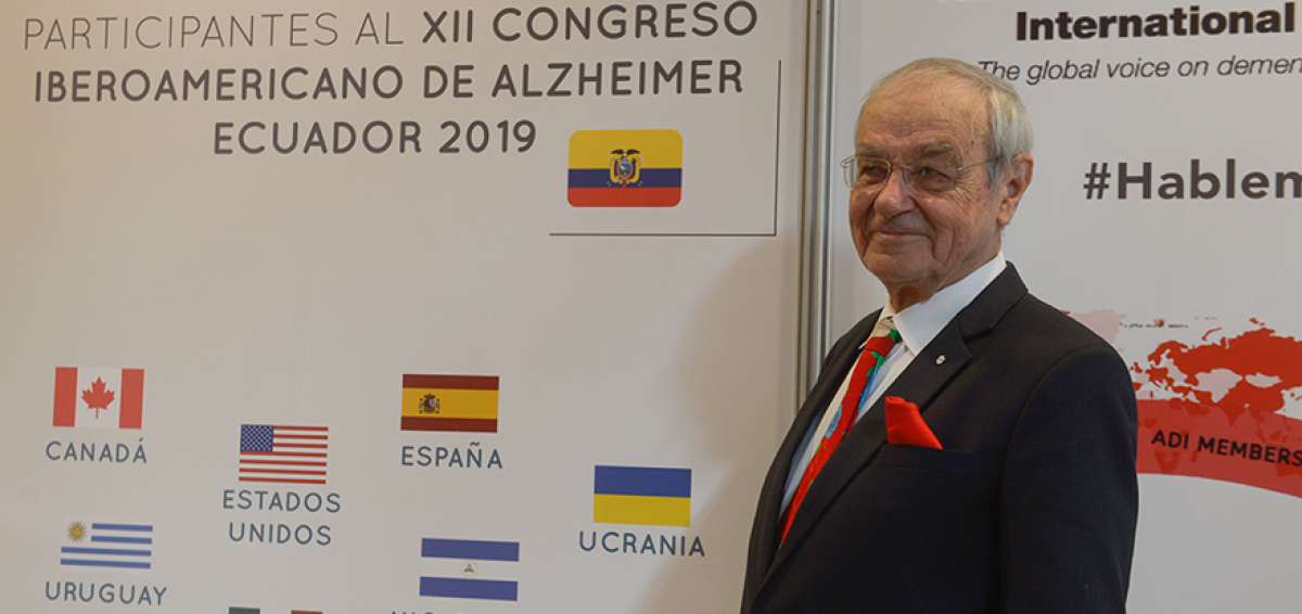 Hachinski: "El adulto mayor con demencia est&aacute; mejor en casa"