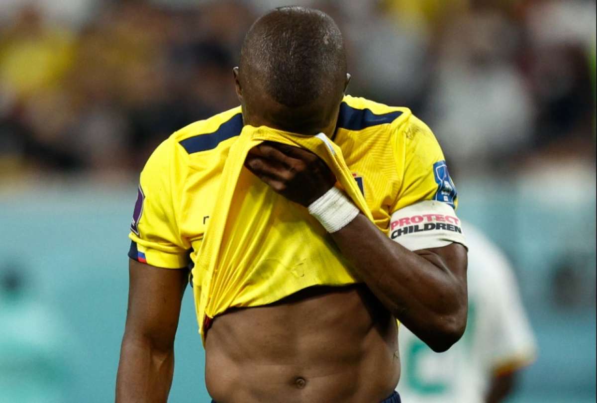 Enner Valencia desperdici&oacute; dos oportunidades claras de gol y protagoniz&oacute; una de las im&aacute;genes m&aacute;s comentadas del partido entre Ecuador y Curazao.