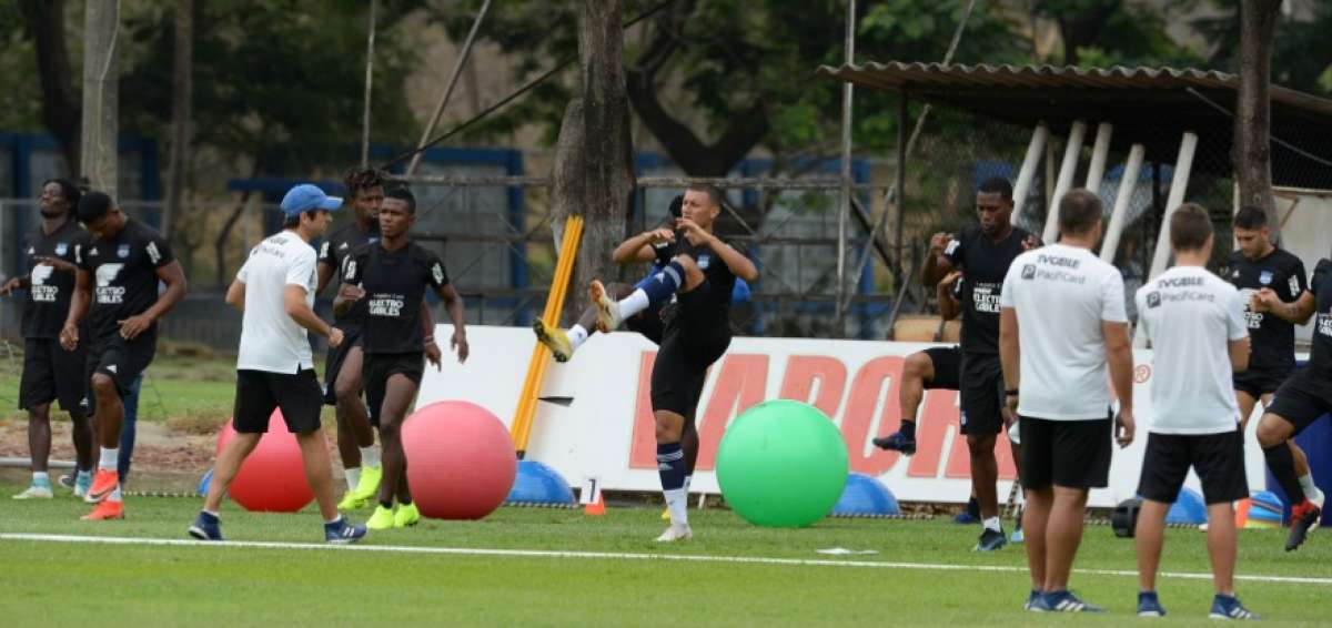 El elenco "azul" se prepara para el encuentro de este s&aacute;bado en Cuenca.