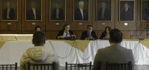La comisi&oacute;n que investiga a la asamble&iacute;sta Galarza por el cobro de diezmos recibir&aacute; hoy a los denunciantes para que rindan su versi&oacute;n.