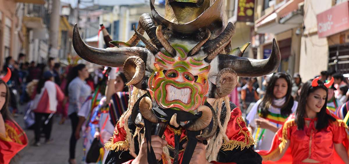 La imagen del demonio es de las m&aacute;s utilizadas durante las festividades campesinas e ind&iacute;genas, por su carga aleccionadora para la gente.