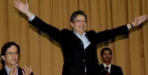 Guillermo Lasso confirma su candidatura presidencial en las elecciones de 2017