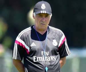 Sanci&oacute;n de dos partidos a Ancelotti por aplaudir ir&oacute;nicamente a un &aacute;rbitro