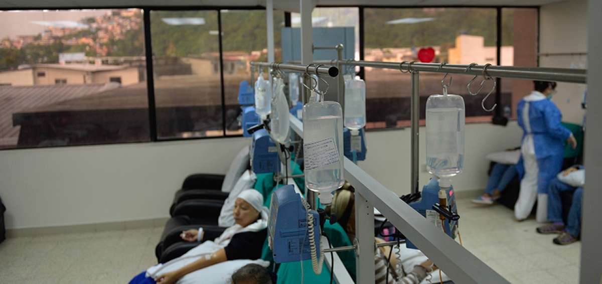 El Dr. Ramiro Cevallos dijo que el problema es que los pacientes acuden al m&eacute;dico ya cuando la patolog&iacute;a est&aacute; avanzada; no hay detecci&oacute;n temprana.