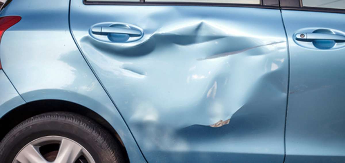 Cuidados para la pintura del carro tras un accidente