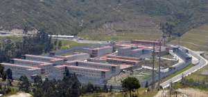 El complejo carcelario se inaugur&oacute; en noviembre de 2014. Su costo supera los $ 40 millones y est&aacute; emplazado en un predio de 2 hect&aacute;reas en las afueras de la ciudad de Cuenca.  