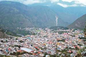 El r&iacute;o Pastaza recorre un costado de Ba&ntilde;os, la segunda ciudad m&aacute;s poblada de la provincia de Tungurahua. Esta es la puerta de entrada para la Amazon&iacute;a. Foto: Roberto Ch&aacute;vez.