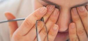 Causas, s&iacute;ntomas y consejos para prevenir el c&aacute;ncer de ojo