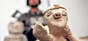 Algunas de las piezas datan del a&ntilde;o 1600 antes de Cristo. Entre las figuras hay morteros, vasijas y esculturas. 