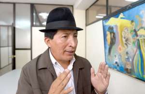 C&eacute;sar Umaginga Guam&aacute;n. Cargos: Fue prefecto de Cotopaxi, pero fue destituido de su cargo en mayo de 2012. Actualmente es jefe (encargado) del bloque legislativo de Pachakutik en la Asamblea Nacional y representa a Cotopaxi. FOTO: JOHN GUEVARA 