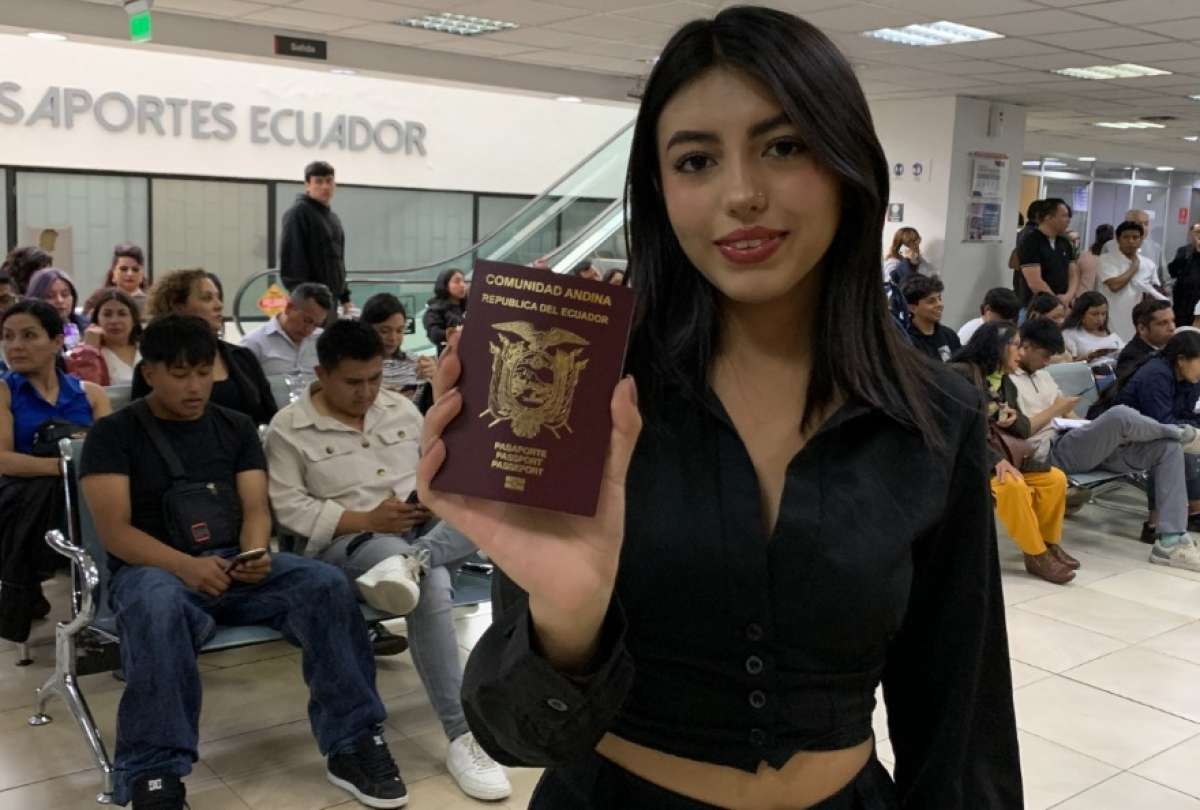 Presidente Daniel Noboa dispone atención de pasaportes sin turno hasta el 28 de noviembre