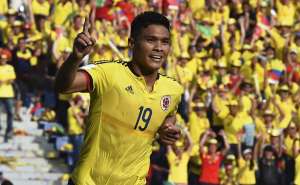 El delantero colombiano Te&oacute;filo Guti&eacute;rrez abri&oacute; el marcador del encuentro. Foto: Agencia AFP