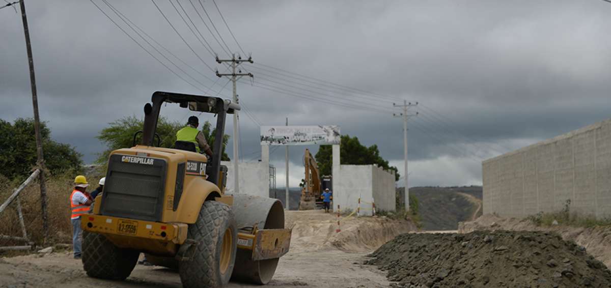 Para fines de septiembre est&aacute; previsto que culminen los trabajos en Los Gavil&aacute;nez. La obra empez&oacute; hace un mes.